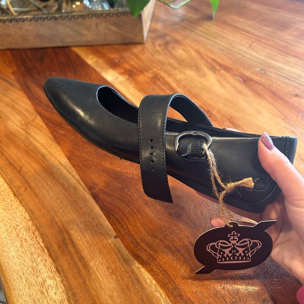 NWT Born “Guthrie” black flat. Size USA 6, 36.5 Euro